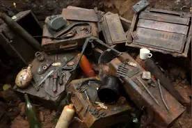 俄罗斯挖土党—挖到防空洞，一起看看有什么吧图片