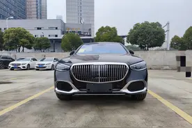 2023款S580 4MATIC：它乃是一台搭载4.0TV8发动机的迈巴赫S级轿车图片