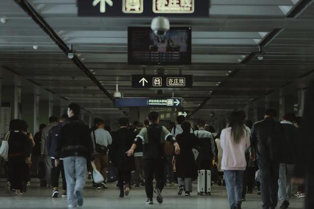4000万日结工现状：年轻和健康是资本，中老年人是首批“淘汰者”