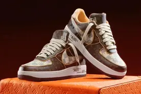苏富比拍卖Virgil Abloh设计的LV x Nike Air Force 1联名球鞋图片