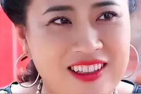 王红梅：淡妆浓抹，貌美如花图片