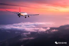 驻英使馆最新通知，协助在英中国留学生搭乘临时航班回国图片