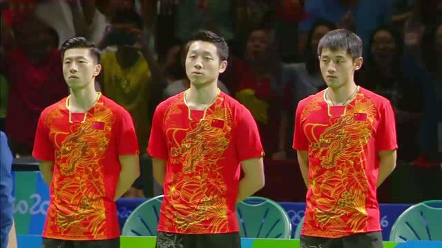 许昕与马龙,张继科在里约奥运会夺得男团冠军2011年,许昕获得鹿特丹世