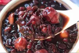 想要孩子脾胃好 杂粮粥米不能少，七日早餐杂粮粥每天不重样图片