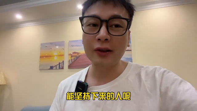 在光伏厂上班的真实感受，虽然薪资高出的是产能