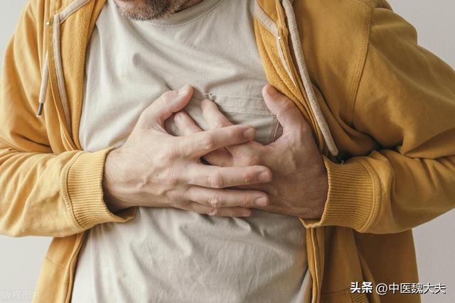 再次提醒：腿上有这种“红血丝”的人，可能是身体发出的危险信号
