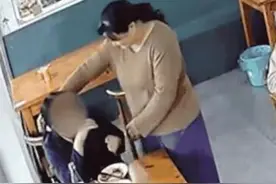 看到一女子在店内独自喝酒流泪 常州一面馆老板娘的暖心做法感动全网图片