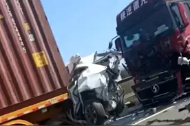 为什么大货车和小骄车高速上不能分道行驶图片