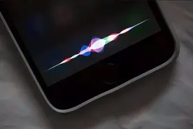 为何苹果手机的Siri这么“笨”？对比小爱同学，简直就是天壤之别图片