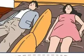 漫画：男女第一次同床，都顺利交作业了吗？哈哈哈图片