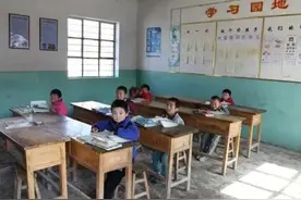 揭开农村教育的遮羞布——陷于困顿中的农村学校图片