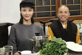 新住持上任不到一天，印乐与美女照片被曝光！与释永信区别太明显图片