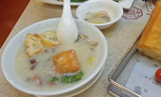 中国广州顶尖的美食:这10道街头小吃,才是真正的美味佳肴