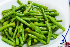 零失败凉拌豇豆做法，这样做色泽翠绿，开胃脆爽，拌一下就能吃图片