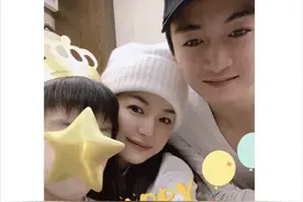 陈妍希晒全家福为儿子庆生，被赞与陈晓有夫妻相，星星英文名曝光图片