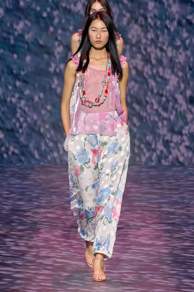 ������Armani2023����ϵ�н���������������Ϊ�������