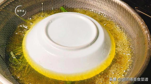 煮粽子：有人用冷水，有人用开水！厨师长：都不对，教您正确做法