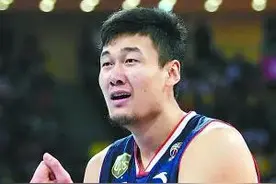 前广东男篮球员苏伟，曾拿到8个CBA总冠军，如今在干什么？图片