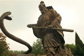 汉高祖刘邦起义时，在芒砀山斩杀的白蛇到底多大？图片