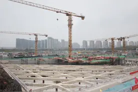 杨学鹏调研产业技术研创园：抓好产业发展，打造国际化科技园区图片