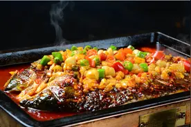 湖南湘菜，巫山烤鱼做法，五星级酒店，正宗私房菜做法图片