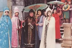 为啥贾敏被称为贾夫人，贾家的两个媳妇却反被称为邢夫人和王夫人图片