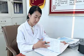 中医肝病肿瘤专家——郝亚明博士图片