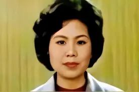 邢质斌近照，变化太大，三千青丝变白发，网友直呼已成“老太太”图片