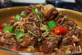 仔姜烧鸭怎么做才好吃？教你一个不错的家常做法，鲜香爽辣入味图片