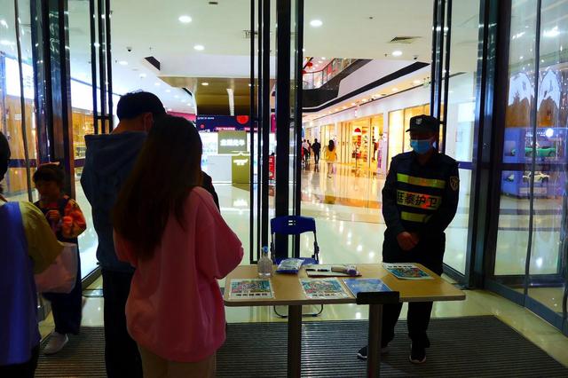 「话说实体商业」之二《七年前至今，一直被热议的海口万达广场》