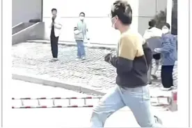 为爱冲锋山东勇士后续：劈腿女生发文表示悔意，网友为其智商捉急图片