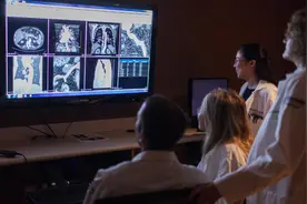 精准治疗，影像先行！我院影像专家门诊可为病友提供综合权威的诊疗建议图片