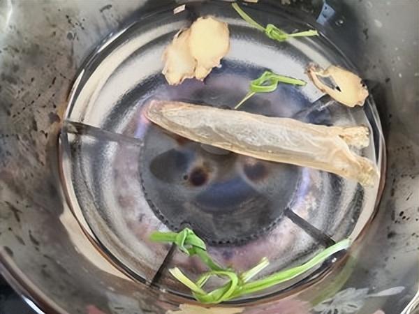 红菇花胶排骨汤的做法大全 2026年红菇花胶排骨汤的做法大全视频 红菇花胶排骨汤的做法大全 2026年红菇花胶排骨汤的做法大全视频