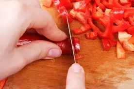 切完辣椒后，手火辣辣疼该怎么办？图片