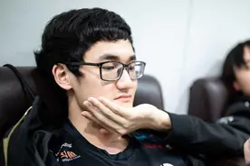 369改ID回应“新圣经”？Karsa哭笑不得，小虎直呼外行图片