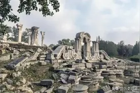 80多岁老人花300亿重建圆明园，被专家批评反对，现在建好了吗？图片