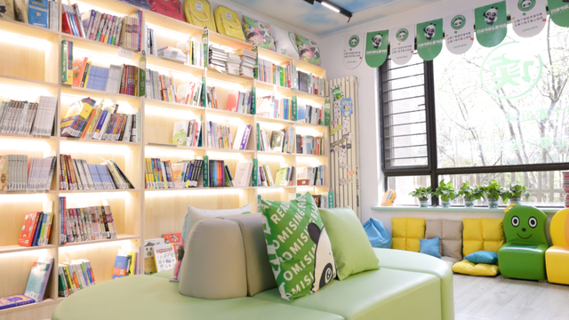 适合小区门口开的低成本小店（小区门口开什么店比较赚钱）