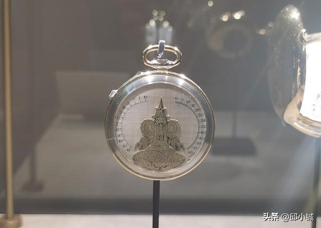 ���У���ʫ����268�ꡰ׿����Ⱥ���ļ��