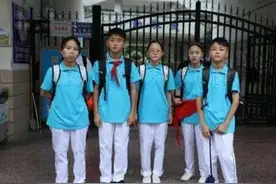 2006年，安徽夫妇生下五胞胎，父母坚持不愿送人，如今已读高中图片