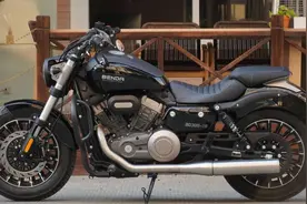 颜值在线的入门级V2美式巡航车，奔达 灰石300 静态展示图片