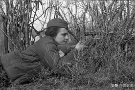 保卫塞瓦斯托波尔期间的苏联女狙击手帕夫利琴科图片