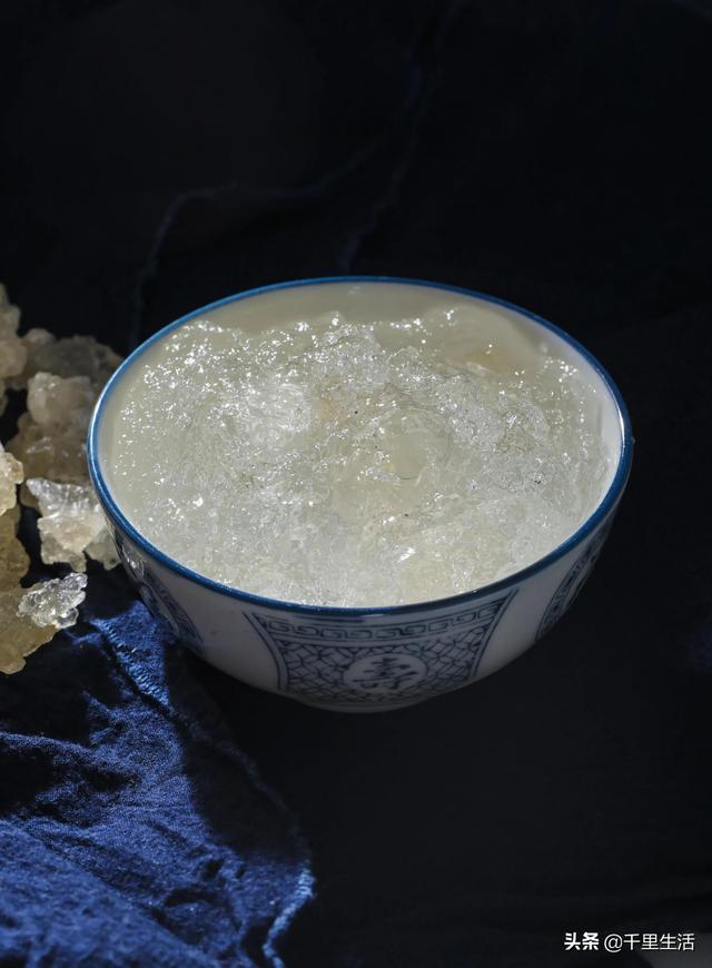 雪燕可以炖花胶吗 2026年雪燕胶和什么一起炖最好