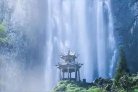 被吉尼斯总部宣布为中华第一高瀑！一漈绝雄、二漈绝奇、三漈绝幽图片