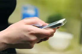 你的鸿蒙系统手机，到小区门口，能自动跳出健康码图片