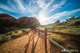 面对“不回你消息”的人，这样做就对了图片