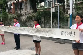 四川成都：牛！12岁男生临摹还原清明上河图图片
