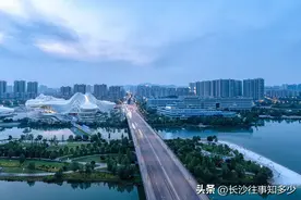 高考成绩一出，长沙房产骗局就戳爆了，尤其是被吹上天的梅溪湖图片