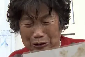 14年前，儿子新婚之夜未让母亲带亲戚住新房，致母子决裂不相往来图片