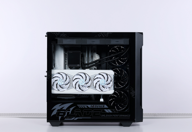 鲁大师跑分440W的顶配整机配置：预算3.8W的9950X3D+5090D装机