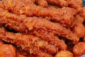 小董教你“虎皮鸡爪”的家常做法，软糯脱骨，比泡椒鸡爪还好吃图片